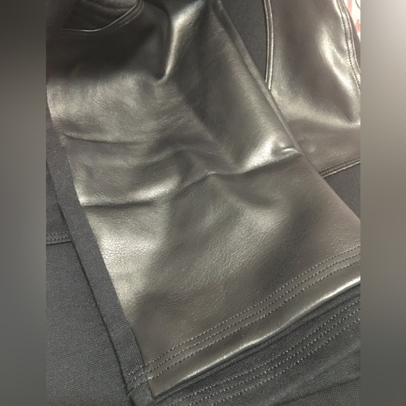 NWOT //ASSETS SPANX Moto Shaping Leggings - Picture 6 of 16